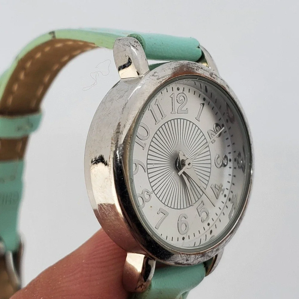 Women's Watch 26MM Gray Case Dial‎ Teal Faux Leather Bands New Battery
